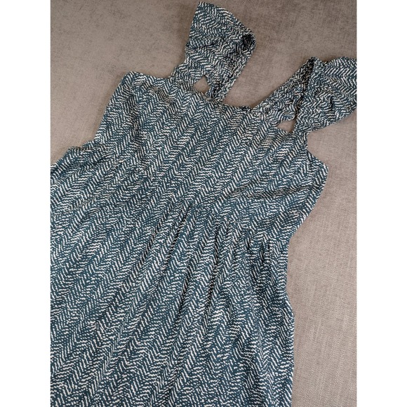 Banana Republic Dresses & Skirts - NWT Banana Republic Dress Womens XXL Green Chevron Ruffle Sleeve Tie Back Midi